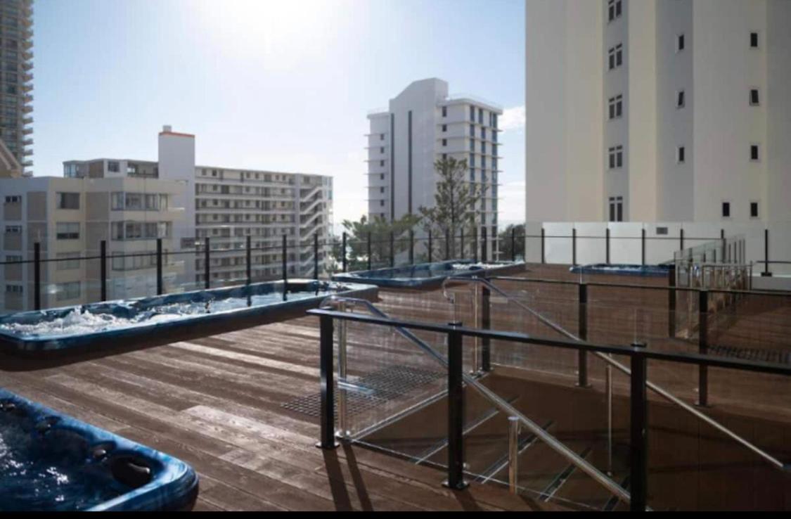Luxury Apartment & Ocean View In Surfers Paradise Gold Coast Eksteriør bilde